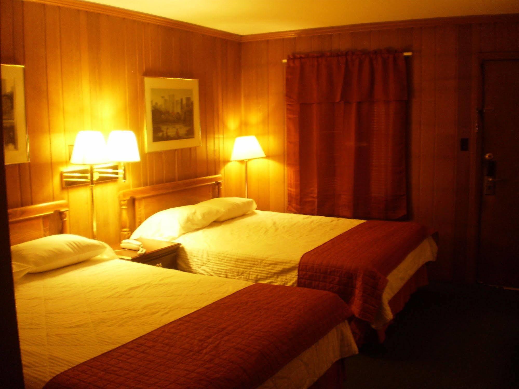 The Lincoln Lodge Urbana Champaign Zewnętrze zdjęcie